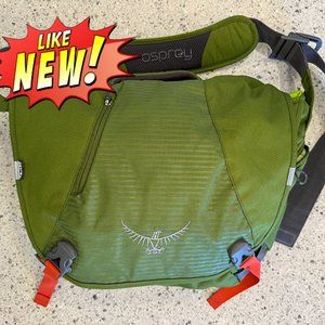 LIKE NEW - Osprey Flap Jack Courier Amazon Green